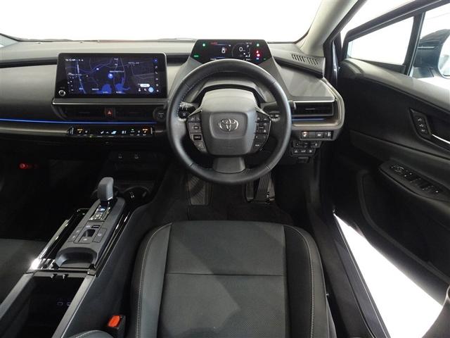 プリウス Ｚ　衝突被害軽減システム　メモリーナビ　フルセグ　バックカメラ　ＥＴＣ　ドラレコ　ＬＥＤヘッドランプ　スマートキー（5枚目）