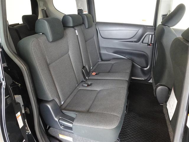 シエンタ ハイブリッドＸ　衝突被害軽減システム　メモリーナビ　フルセグ　バックカメラ　ＥＴＣ　３列シート　スマートキー　乗車定員７人（16枚目）