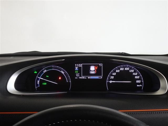 シエンタ ハイブリッド　ファンベースＧ　クエロ　衝突被害軽減システム　メモリーナビ　フルセグ　後席モニター　バックカメラ　ＥＴＣ　両側電動スライド　ＬＥＤヘッドランプ　スマートキー（8枚目）