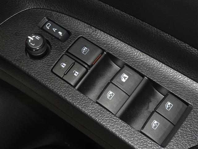 シエンタ ハイブリッド　ファンベースＧ　クエロ　衝突被害軽減システム　メモリーナビ　フルセグ　後席モニター　バックカメラ　ＥＴＣ　両側電動スライド　ＬＥＤヘッドランプ　スマートキー（14枚目）