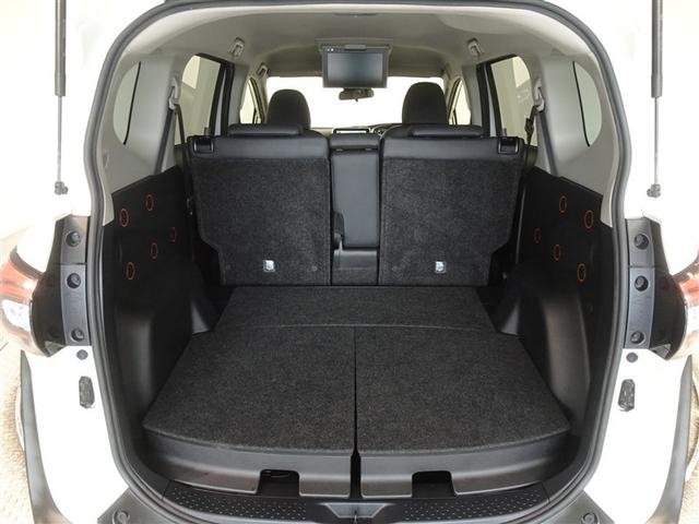 シエンタ ハイブリッド　ファンベースＧ　クエロ　衝突被害軽減システム　メモリーナビ　フルセグ　後席モニター　バックカメラ　ＥＴＣ　両側電動スライド　ＬＥＤヘッドランプ　スマートキー（18枚目）