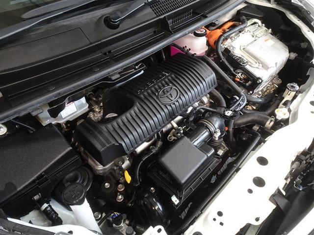 シエンタ ハイブリッド　ファンベースＧ　クエロ　衝突被害軽減システム　メモリーナビ　フルセグ　後席モニター　バックカメラ　ＥＴＣ　両側電動スライド　ＬＥＤヘッドランプ　スマートキー（22枚目）