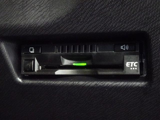 アクア クロスオーバー　衝突被害軽減システム　メモリーナビ　フルセグ　バックカメラ　ＥＴＣ　ＬＥＤヘッドランプ　スマートキー（15枚目）