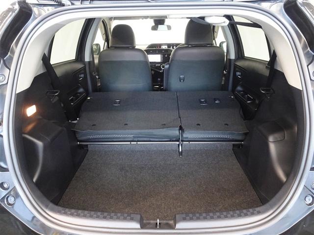 アクア クロスオーバー　衝突被害軽減システム　メモリーナビ　フルセグ　バックカメラ　ＥＴＣ　ＬＥＤヘッドランプ　スマートキー（19枚目）