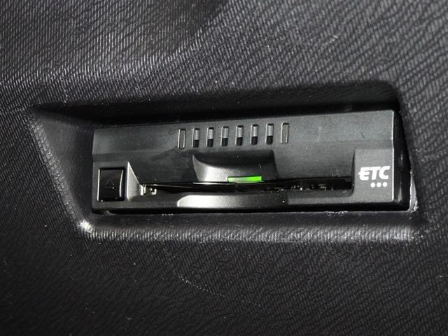 アクア Ｓスタイルブラック　衝突被害軽減システム　メモリーナビ　ワンセグ　バックカメラ　ＥＴＣ　ＬＥＤヘッドランプ　スマートキー（16枚目）