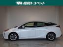 燃費も走行性能も良い50系プリウス S ツーリングセレクションが入荷しました。