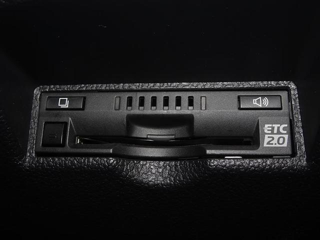 プリウス Ｓ　メモリーナビ　ナビ＆ＴＶ　フルセグ　バックカメラ　ＥＴＣ　ＬＥＤヘッドランプ　衝突被害軽減システム　スマートキー　キーレス（17枚目）