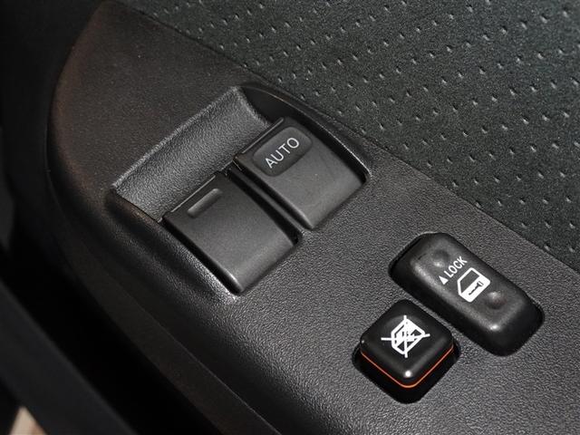 ハイエースバン ロングスーパーＧＬ　衝突被害軽減システム　メモリーナビ　ワンセグ　ＥＴＣ　両側電動スライド　ＬＥＤヘッドランプ　ディーゼル　スマートキー（17枚目）