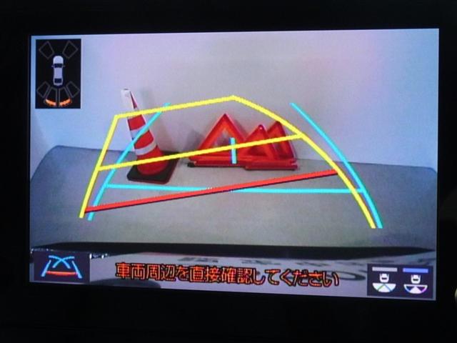 カローラツーリング ダブルバイビー　衝突被害軽減システム　メモリーナビ　フルセグ　バックカメラ　ＥＴＣ　ＬＥＤヘッドランプ　スマートキー（9枚目）