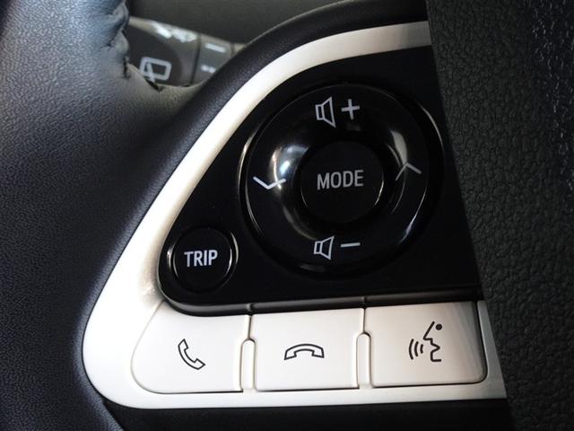 プリウス Ａ　衝突被害軽減システム　メモリーナビ　フルセグ　バックカメラ　ドラレコ　ＬＥＤヘッドランプ　スマートキー（13枚目）