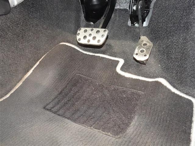 アクア Ｇ’ｓ　メモリーナビ　ワンセグ　バックカメラ　ＥＴＣ　ＬＥＤヘッドランプ　スマートキー（11枚目）