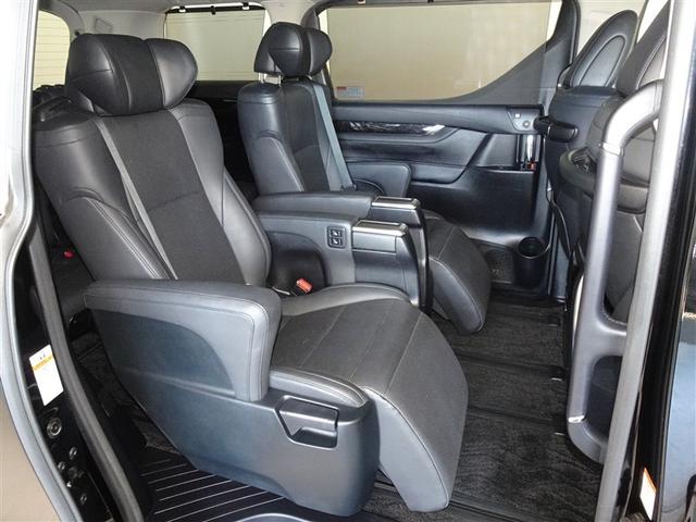 アルファード ２．５Ｓ　Ｃパッケージ　衝突被害軽減システム　メモリーナビ　フルセグ　後席モニター　バックカメラ　ＥＴＣ　両側電動スライド　フルエアロ　３列シート　ＬＥＤヘッドランプ　スマートキー　乗車定員７人（20枚目）