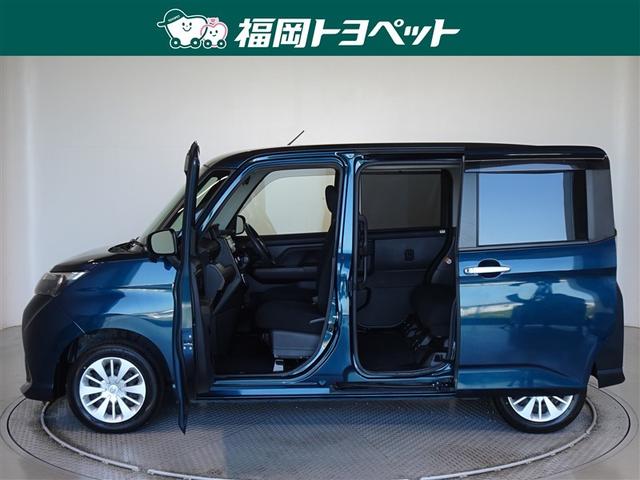 両側パワースライドドア付きだから、狭い駐車スペースなどでの　乗り降りラクラク！小さなお子さまのいるご家庭には嬉しい装備。