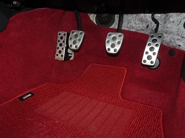 ＧＲ８６ ＲＺ　メモリーナビ　フルセグ　バックカメラ　ＥＴＣ　ドラレコ　ＬＥＤヘッドランプ　スマートキー（11枚目）