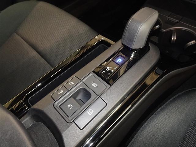 プリウス U 衝突被害軽減システム フルセグ バックカメラ ETC LEDヘッドランプ スマートキー(15枚目)