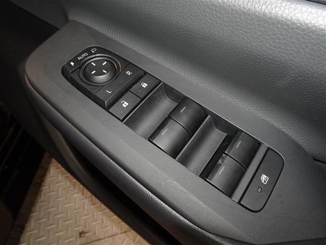 プリウス U 衝突被害軽減システム フルセグ バックカメラ ETC LEDヘッドランプ スマートキー(17枚目)