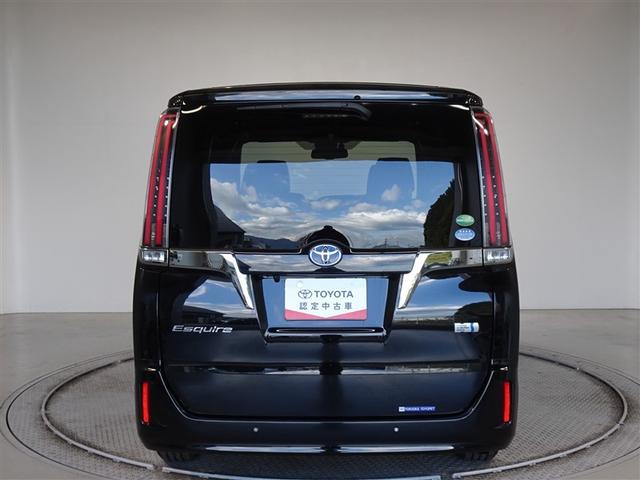 エスクァイア ハイブリッドＧｉプレミアムパッケジブラックテーラード　衝突被害軽減システム　メモリーナビ　フルセグ　バックカメラ　ＥＴＣ　両側電動スライド　３列シート　ＬＥＤヘッドランプ　スマートキー　乗車定員７人（22枚目）