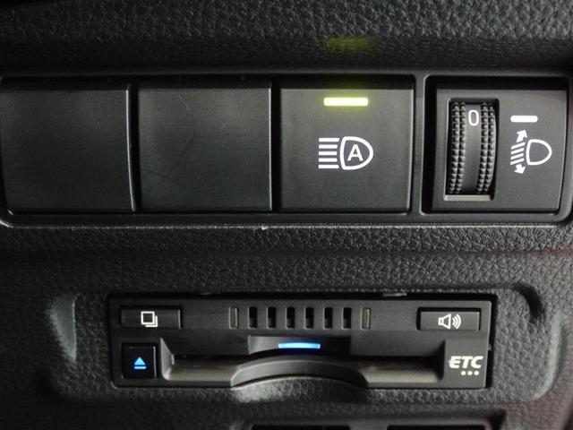 カローラクロス ハイブリッド　Ｚ　衝突被害軽減システム　メモリーナビ　バックカメラ　ＥＴＣ　ＬＥＤヘッドランプ　スマートキー（15枚目）