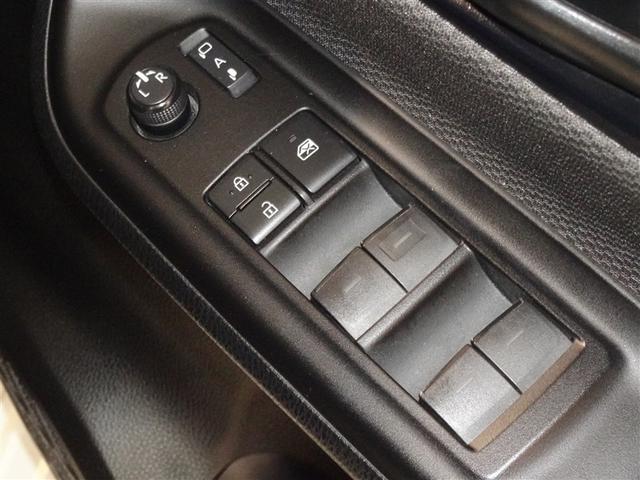 ノア Ｘ　衝突被害軽減システム　メモリーナビ　フルセグ　後席モニター　バックカメラ　ＥＴＣ　ドラレコ　３列シート　ＬＥＤヘッドランプ　スマートキー　乗車定員８人（15枚目）