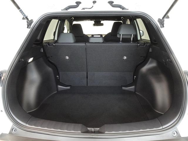 カローラクロス ハイブリッド　Ｓ　衝突被害軽減システム　メモリーナビ　フルセグ　バックカメラ　ＥＴＣ　ＬＥＤヘッドランプ　スマートキー（19枚目）