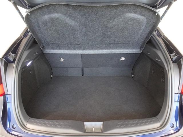 Ｃ－ＨＲ Ｇ　モード　ネロ　セーフティプラス　衝突被害軽減システム　バックカメラ　ＥＴＣ　フルエアロ　ＬＥＤヘッドランプ　スマートキー（17枚目）