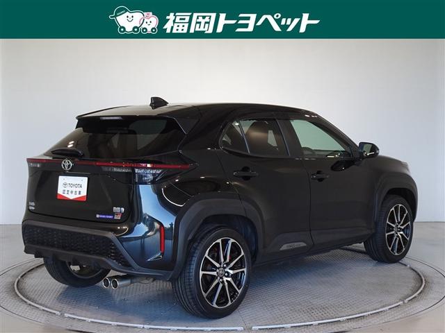 ヤリスクロス ハイブリッド　ＧＲスポーツ　衝突被害軽減システム　メモリーナビ　バックカメラ　ＥＴＣ　ドラレコ　ＬＥＤヘッドランプ　スマートキー（3枚目）