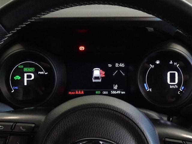 ヤリスクロス ハイブリッド　ＧＲスポーツ　衝突被害軽減システム　メモリーナビ　バックカメラ　ＥＴＣ　ドラレコ　ＬＥＤヘッドランプ　スマートキー（9枚目）