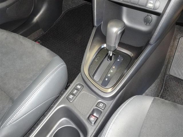 ヤリスクロス ハイブリッド　ＧＲスポーツ　衝突被害軽減システム　メモリーナビ　バックカメラ　ＥＴＣ　ドラレコ　ＬＥＤヘッドランプ　スマートキー（14枚目）