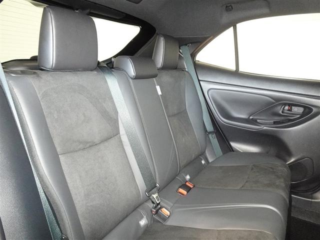 ヤリスクロス ハイブリッド　ＧＲスポーツ　衝突被害軽減システム　メモリーナビ　バックカメラ　ＥＴＣ　ドラレコ　ＬＥＤヘッドランプ　スマートキー（17枚目）