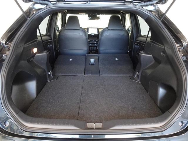 ヤリスクロス ハイブリッド　ＧＲスポーツ　衝突被害軽減システム　メモリーナビ　バックカメラ　ＥＴＣ　ドラレコ　ＬＥＤヘッドランプ　スマートキー（19枚目）