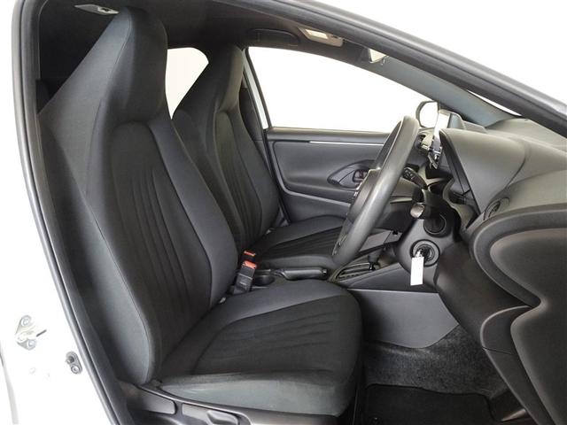 ヤリス ハイブリッドＸ　衝突被害軽減システム　メモリーナビ　バックカメラ　ＥＴＣ（4枚目）