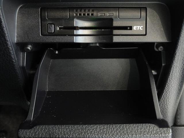 ヴォクシー ZS 煌 メモリーナビ フルセグ 後席モニター バックカメラ ETC 両側電動スライド 3列シート LEDヘッドランプ スマートキー 乗車定員7人(14枚目)