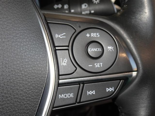 トヨタが誇る衝突被害軽減ブレーキとペダル踏み間違い防止装置を搭載したサポカーＳ車です。レーダークルーズコントロールも装備してます。