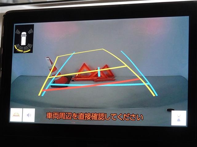 ヴォクシー Ｓ－Ｚ　衝突被害軽減システム　メモリーナビ　フルセグ　バックカメラ　ＥＴＣ　両側電動スライド　３列シート　ＬＥＤヘッドランプ　スマートキー　乗車定員７人（9枚目）