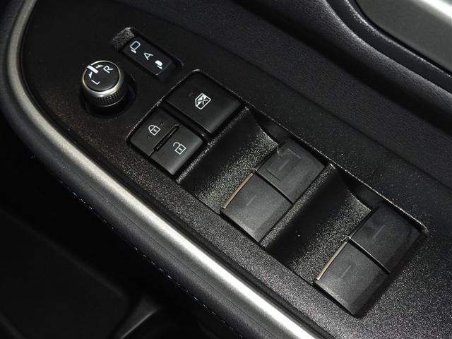 ヴォクシー Ｓ－Ｚ　衝突被害軽減システム　メモリーナビ　フルセグ　バックカメラ　ＥＴＣ　両側電動スライド　３列シート　ＬＥＤヘッドランプ　スマートキー　乗車定員７人（16枚目）