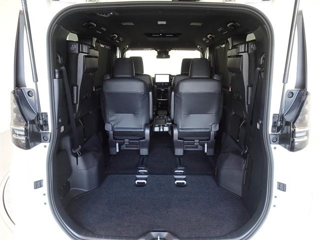 ヴォクシー Ｓ－Ｚ　衝突被害軽減システム　メモリーナビ　フルセグ　バックカメラ　ＥＴＣ　両側電動スライド　３列シート　ＬＥＤヘッドランプ　スマートキー　乗車定員７人（22枚目）