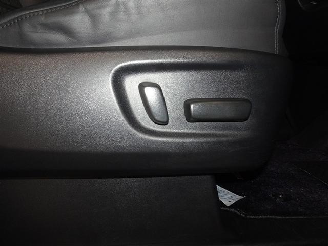 アルファード ３．５エグゼクティブラウンジ　衝突被害軽減システム　メモリーナビ　フルセグ　後席モニター　バックカメラ　ＥＴＣ　サンルーフ　両側電動スライド　３列シート　ＬＥＤヘッドランプ　４ＷＤ　スマートキー　乗車定員７人（19枚目）