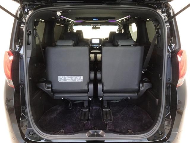 アルファード ３．５エグゼクティブラウンジ　衝突被害軽減システム　メモリーナビ　フルセグ　後席モニター　バックカメラ　ＥＴＣ　サンルーフ　両側電動スライド　３列シート　ＬＥＤヘッドランプ　４ＷＤ　スマートキー　乗車定員７人（22枚目）