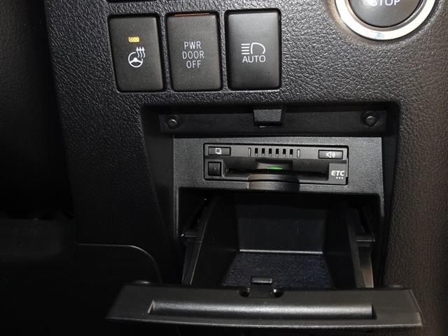 アルファード ２．５Ｓ　Ｃパッケージ　衝突被害軽減システム　フルセグ　後席モニター　バックカメラ　ＥＴＣ　両側電動スライド　３列シート　ＬＥＤヘッドランプ　スマートキー　乗車定員７人（15枚目）