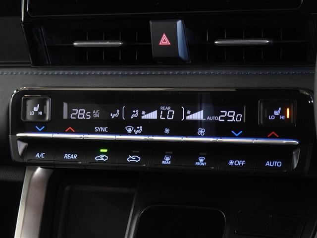 ���E�Ɨ��ŉ��x�R���g���[�����ł���I�[�g�G�A�R���𑕔����Ă��܂��B�V�[�g�q�[�^�[���������Ă��܂��B