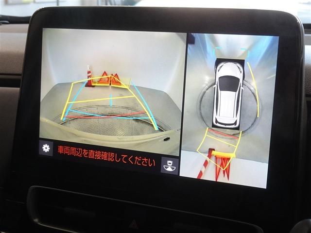 �o�b�N�K�C�h���j�^�[�𑕔����Ă��܂��A�Ԍɓ�������N���N�ł��B�p�m���~�b�N�r���[���j�^�[�𓋍ڂ��Ă��܂��A�ォ��̉摜���\������܂��B