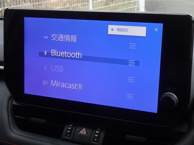 �u���[�g�D�[�X�𓋍ڂ��Ă��܂��A�X�}�z�ƘA��������Ɖ��y�����y���ނ��Ƃ��ł��܂��B