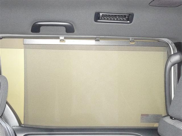 ヴォクシー ハイブリッドＺＳ　煌　衝突被害軽減システム　メモリーナビ　フルセグ　バックカメラ　ＥＴＣ　両側電動スライド　３列シート　ＬＥＤヘッドランプ　スマートキー　乗車定員７人（18枚目）