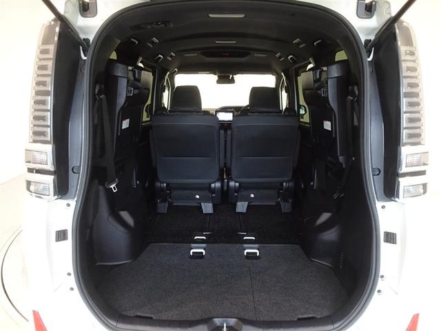 ヴォクシー ハイブリッドＺＳ　煌　衝突被害軽減システム　メモリーナビ　フルセグ　バックカメラ　ＥＴＣ　両側電動スライド　３列シート　ＬＥＤヘッドランプ　スマートキー　乗車定員７人（20枚目）