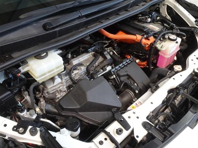 ヴォクシー ハイブリッドＺＳ　煌　衝突被害軽減システム　メモリーナビ　フルセグ　バックカメラ　ＥＴＣ　両側電動スライド　３列シート　ＬＥＤヘッドランプ　スマートキー　乗車定員７人（23枚目）