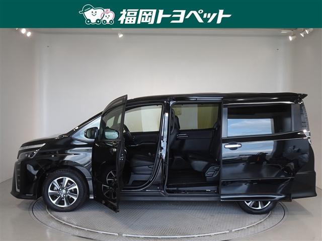 ヴォクシー ＺＳ　煌ＩＩＩ　衝突被害軽減システム　メモリーナビ　フルセグ　後席モニター　バックカメラ　ＥＴＣ　両側電動スライド　３列シート　ＬＥＤヘッドランプ　スマートキー　乗車定員８人（15枚目）