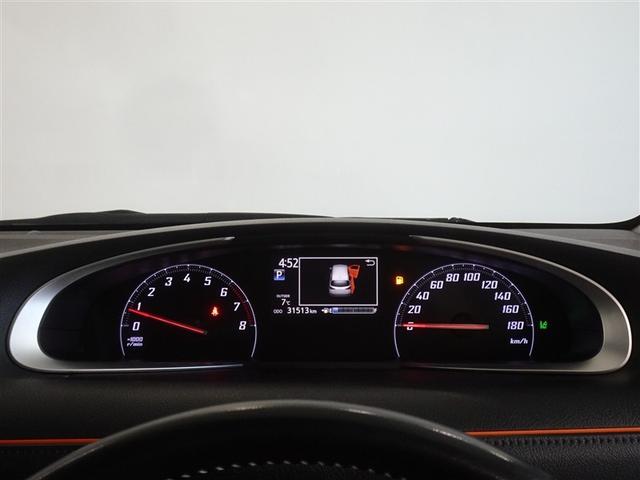 シエンタ ファンベースＧ　衝突被害軽減システム　メモリーナビ　フルセグ　後席モニター　バックカメラ　ＥＴＣ　両側電動スライド　スマートキー（10枚目）