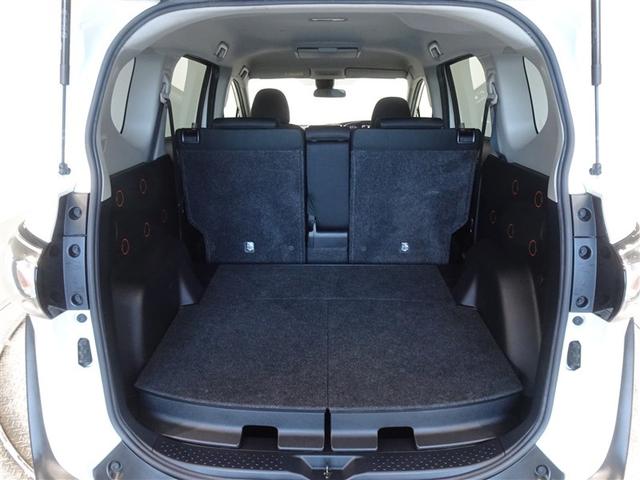 シエンタ ファンベースＧ　衝突被害軽減システム　メモリーナビ　フルセグ　後席モニター　バックカメラ　ＥＴＣ　両側電動スライド　スマートキー（19枚目）