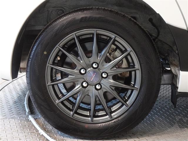 シエンタ ファンベースＧ　衝突被害軽減システム　メモリーナビ　フルセグ　後席モニター　バックカメラ　ＥＴＣ　両側電動スライド　スマートキー（24枚目）