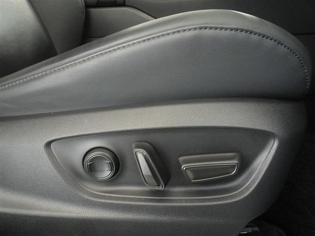 クラウンクロスオーバー Ｇアドバンスド・レザーパッケージ　衝突被害軽減システム　フルセグ　バックカメラ　ＥＴＣ　ドラレコ　フルエアロ　ＬＥＤヘッドランプ　４ＷＤ　スマートキー（18枚目）